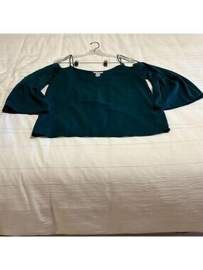 H&M Teal Green Cold Shoulder Bell Sleeve Blouse Women's Size 6